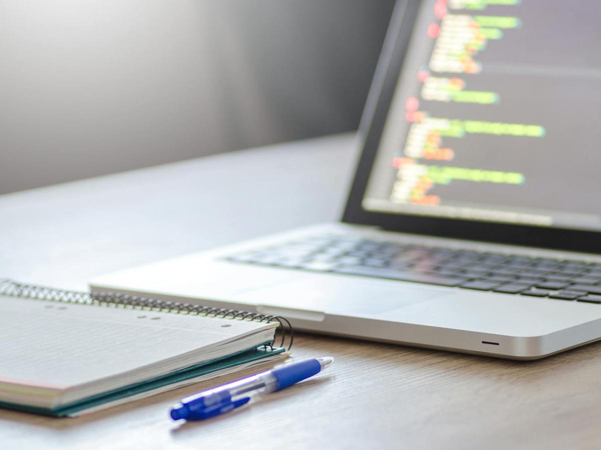 מעבר לבדיקות האוטומטיות: מה קורה כשבוחנים תוכנה שנוצרה על ידי&nbsp;AI?